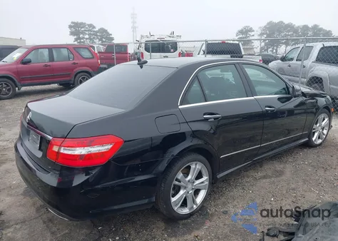 2013 Mercedes-Benz E 350 z USA, uszkodzony, nr VIN WDDHF5KB4DA691133